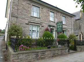 The Grange Guest House, Nantygwreiddyn